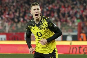 每体：巴萨排除引进施洛特贝克可能，认为其特点不适合弗里克