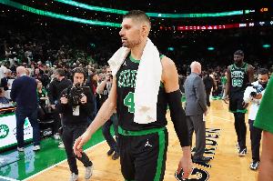 多诺万：武切维奇想效力季后赛级别球队 绿军显然是 我为他高兴