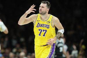 东契奇：我经常说打篮球有点像下棋 你可能需要提前十步去思考