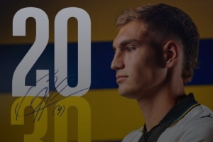 本赛季26场9球1助，帕尔马官方：续约前锋佩莱格里诺至2030年