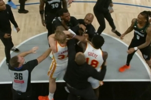 无需禁赛！里德&盖耶冲突两人均被罚款3.5万美元