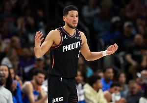 太阳背靠背迎战雷霆 布克&杰伦·格林因伤病管理缺阵